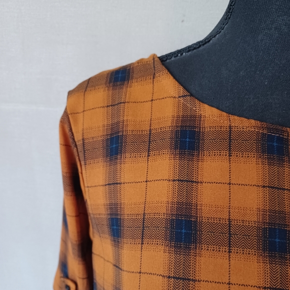 Paper Crane Plaid Top - Picture 3 of 9